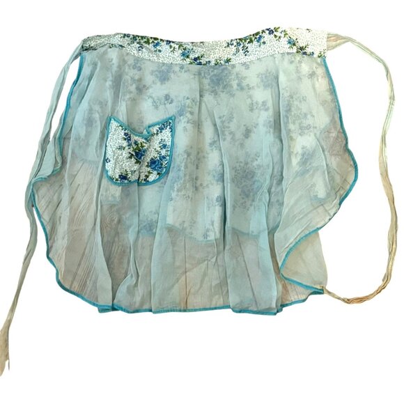 Vintage Blue Floral Sheer Half Apron With Pockets - Picture 4 of 4